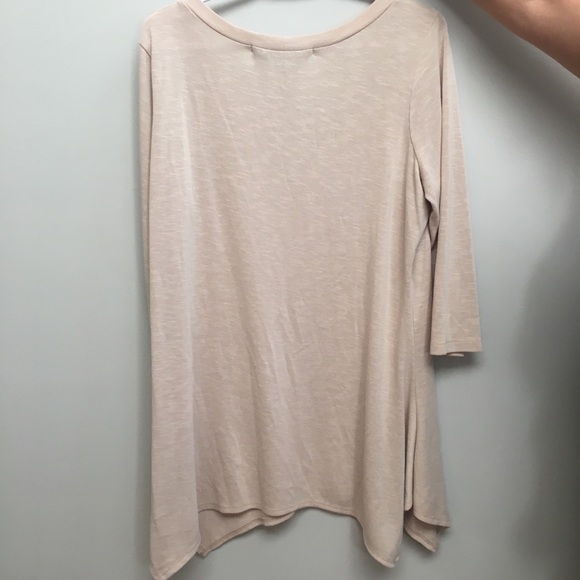 Cream color top with silver embellishment - Picture 3 of 3